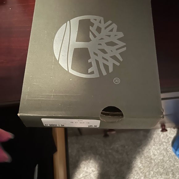 Toddlers Timberland Boots - Picture 3 of 6